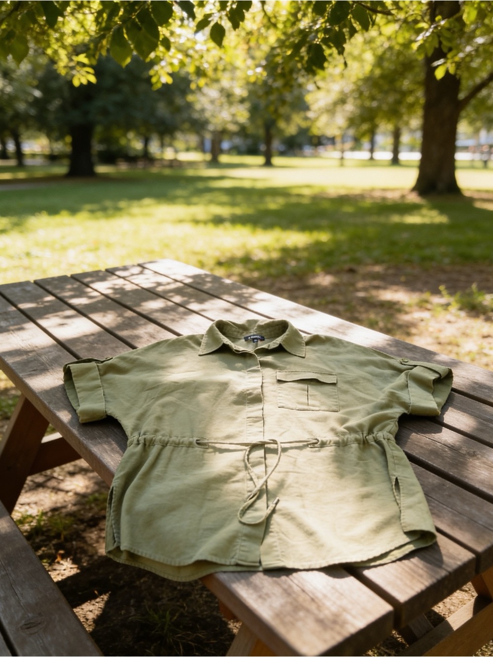 Khaki Safari Shirt Jacket in Linen With Short Sleeves and Tie Waist